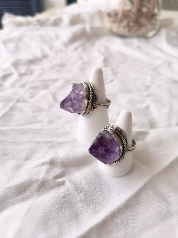 Producto - Anillo regulable de amatista en alpaca