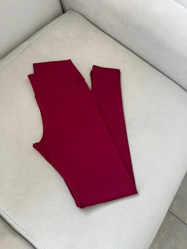 Producto - Calza basic bordo