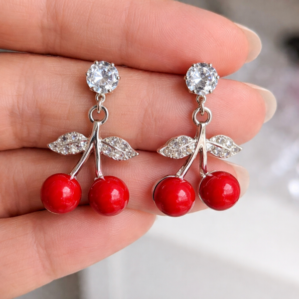 Producto - Aros Colgantes Cereza