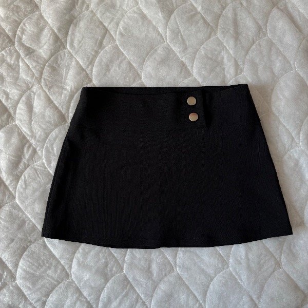 Producto - black button mini skirt