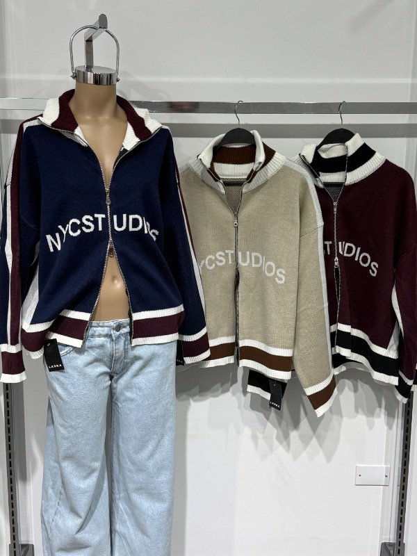 Producto - Campera Studios - 3 colores