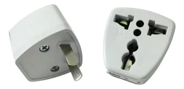 Producto - Adaptador de enchufe universal