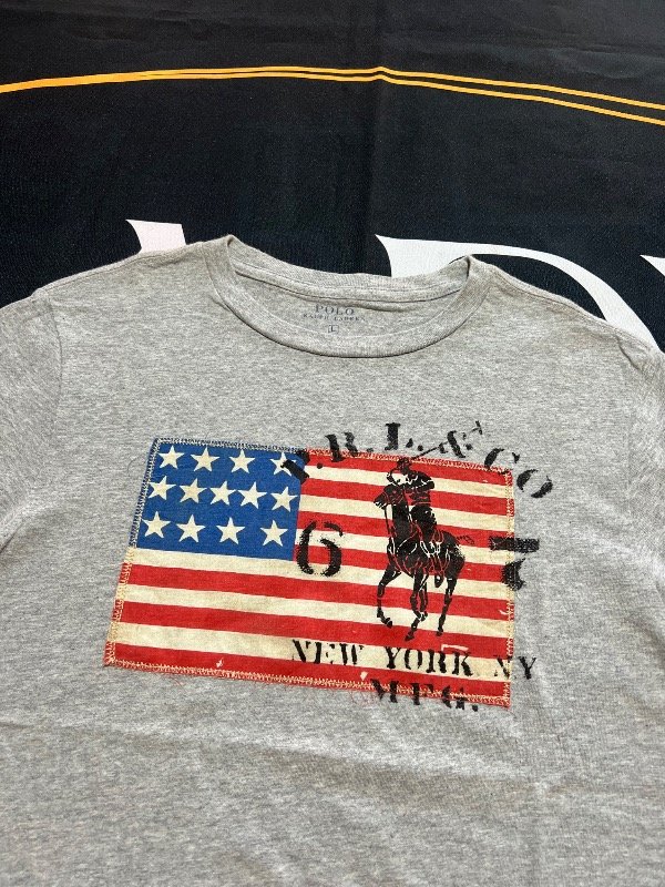 Producto - Remera Polo Ralph Lauren Big Flag. Talle L de mujer