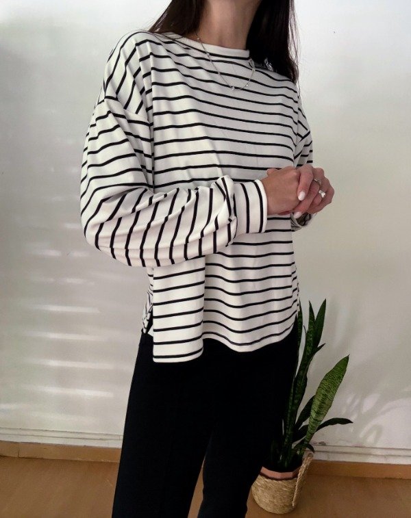 Producto - BUZO RAYADO TAJO (BU0239)