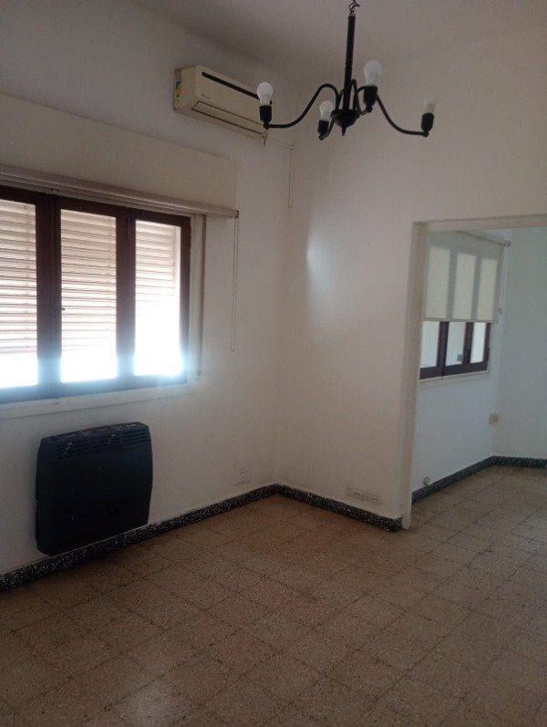 Producto - CASA EN ALQUILER SOBRE CALLE NECOCHEA 136 - 2