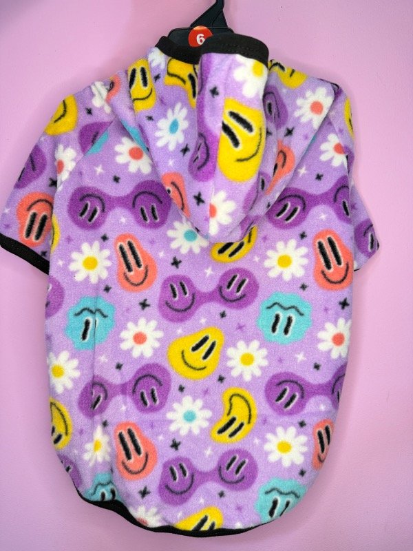 Producto - Buzo polar violeta de flores