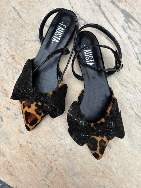 Producto - Stilettos Moño Negro Pelo