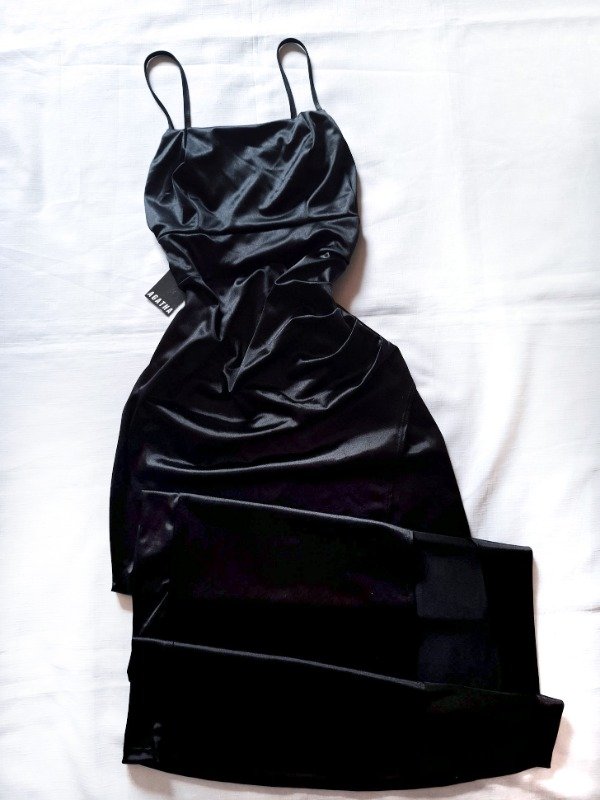 Producto - VESTIDO VICTORIA // NEGRO