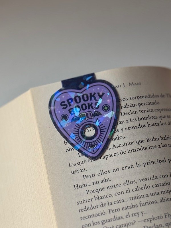 Producto - señalador magnético spooky violeta