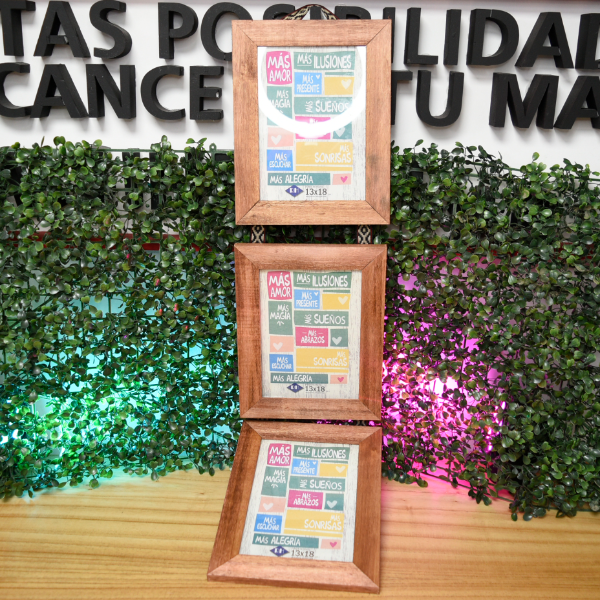 Producto - PORTARETRATO VERTICAL 13X18X3