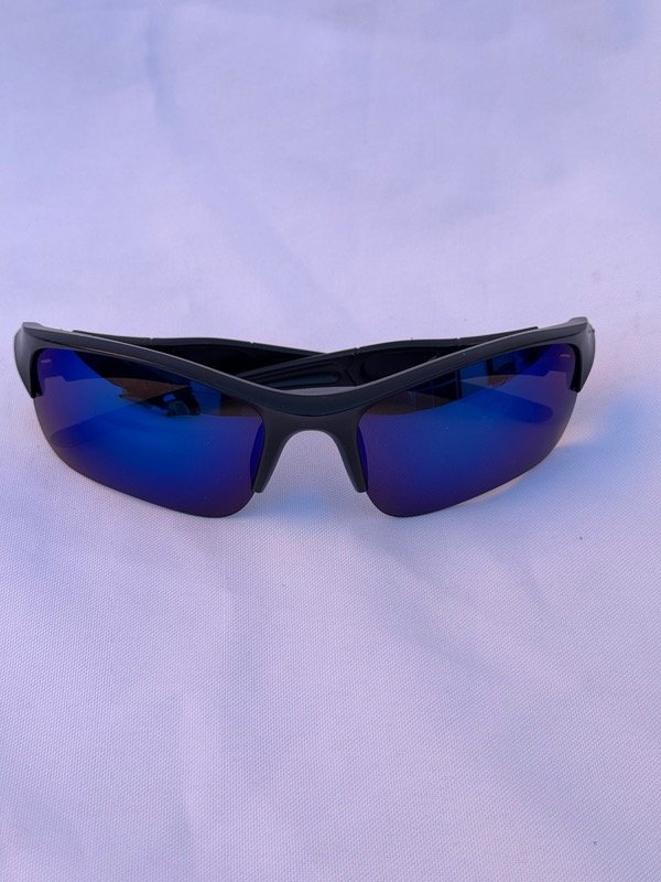 Producto - LENTES DEPORTIVOS CHICOS NEGRO CON AZUL