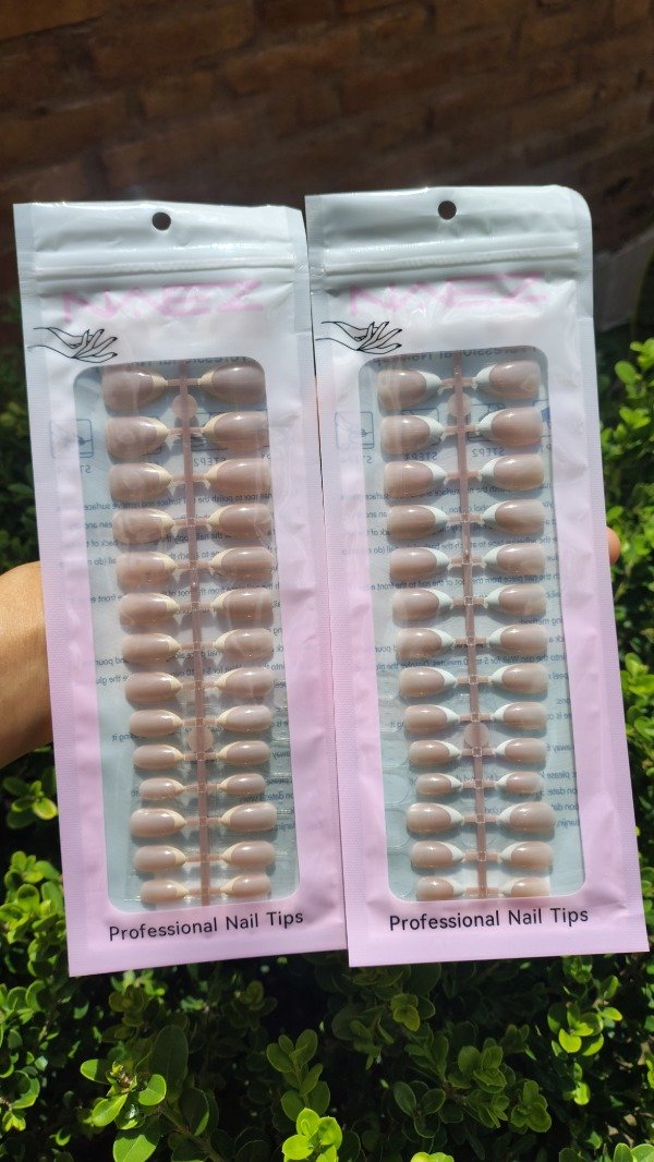 Producto - Uñas postizas press on francesitas