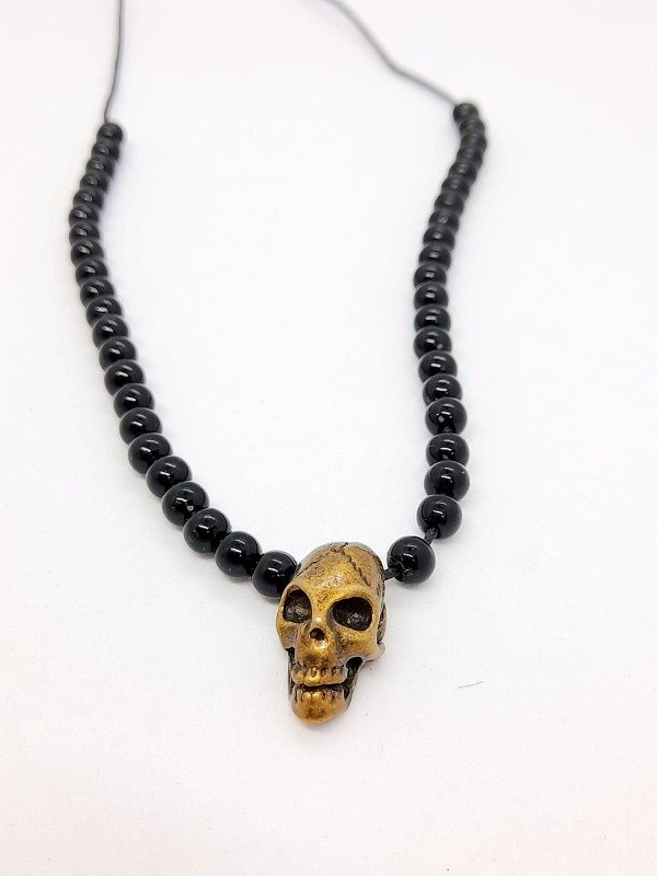 Producto - Collar calavera bolitas acrílicas