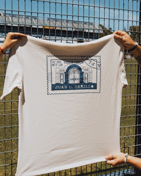 Producto - REMERA ESTAMPILLA