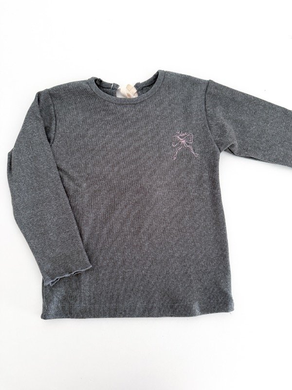 Producto - Remera mercedes darlon