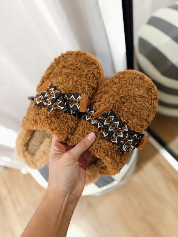 Producto - Pantuflas peluche marron