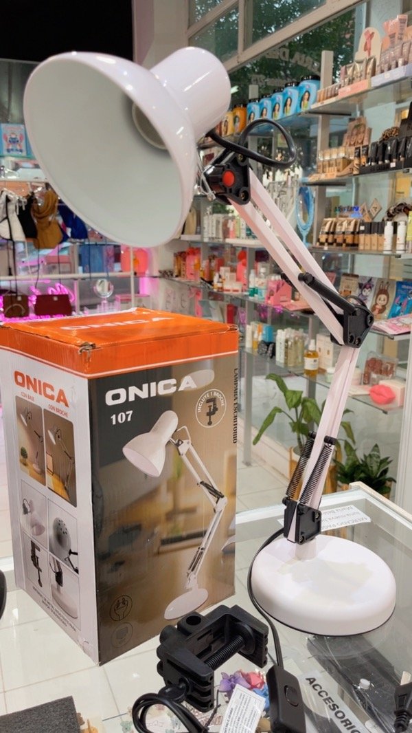 Producto - Lámpara de escritorio ONICA