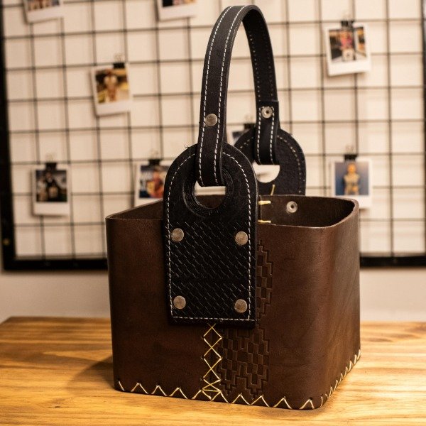 Producto - Canasta matera cuadrada - Producto de cuero