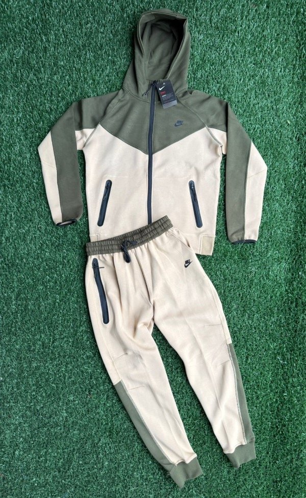 Producto - Conjunto Tech Importado PREMIUM