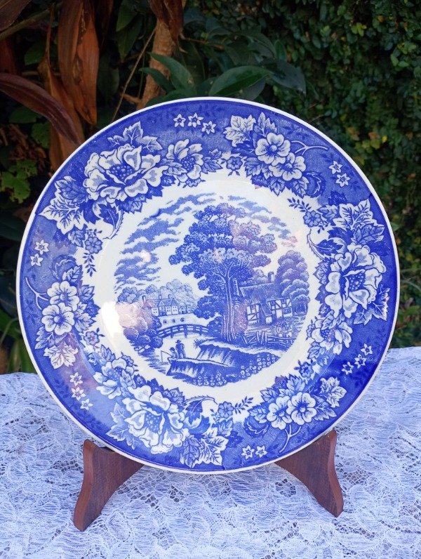 Producto - Plato Playo de loza nacional Festival Kent