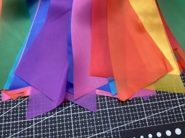 Producto - Guirnalda Flecos de Tela al Corte Multicolor x 2 Mts! - La Chancha Bípeda - 4