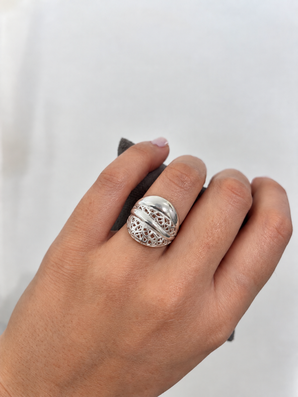 Producto - Anillo de plata 925 ondulado y calado