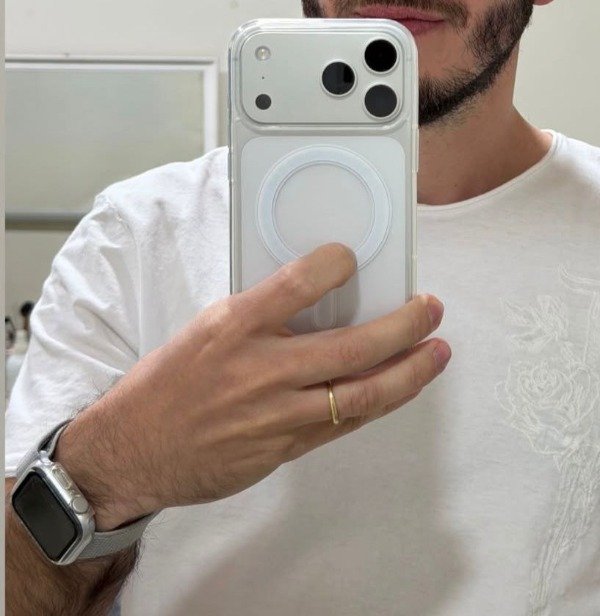 Producto - Funda MAGSAFE (Iphone 17 pro Max)