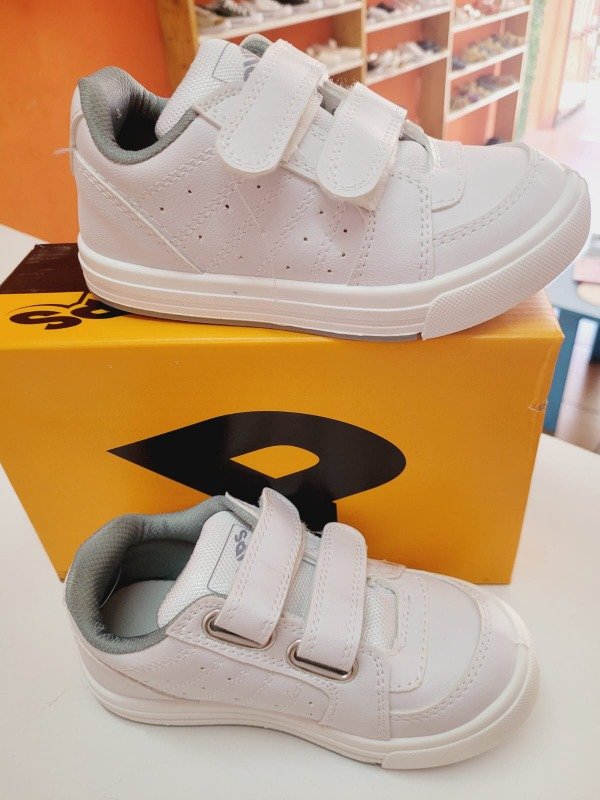 Producto - Zapatilla Colegial Pups Velcro Mini