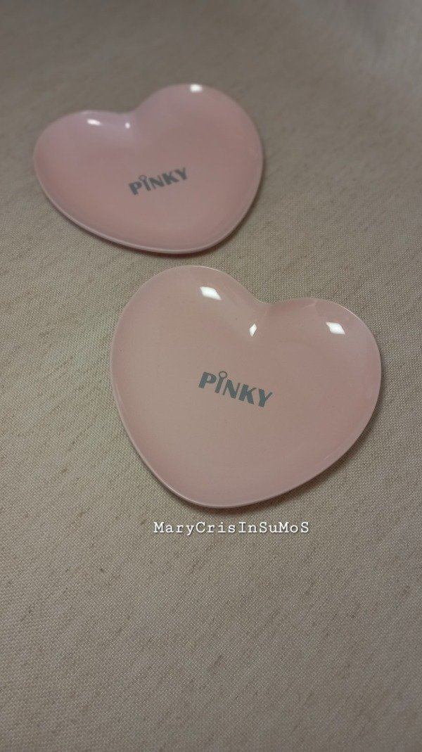 Producto - BANDEJA DE METAL MULTIUSO PINKY CORAZON