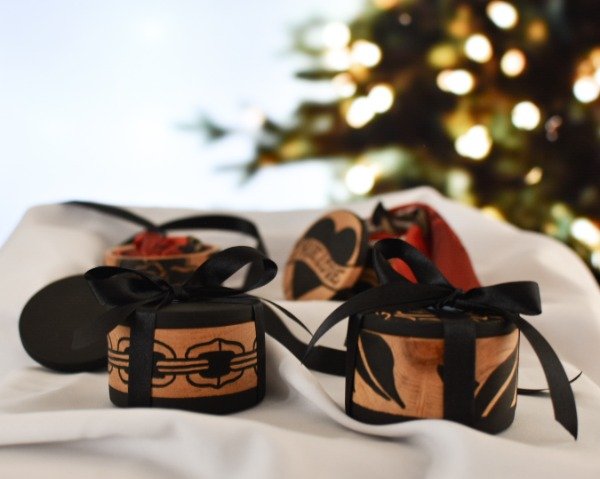 Producto - Pañuelo en cajita de regalo