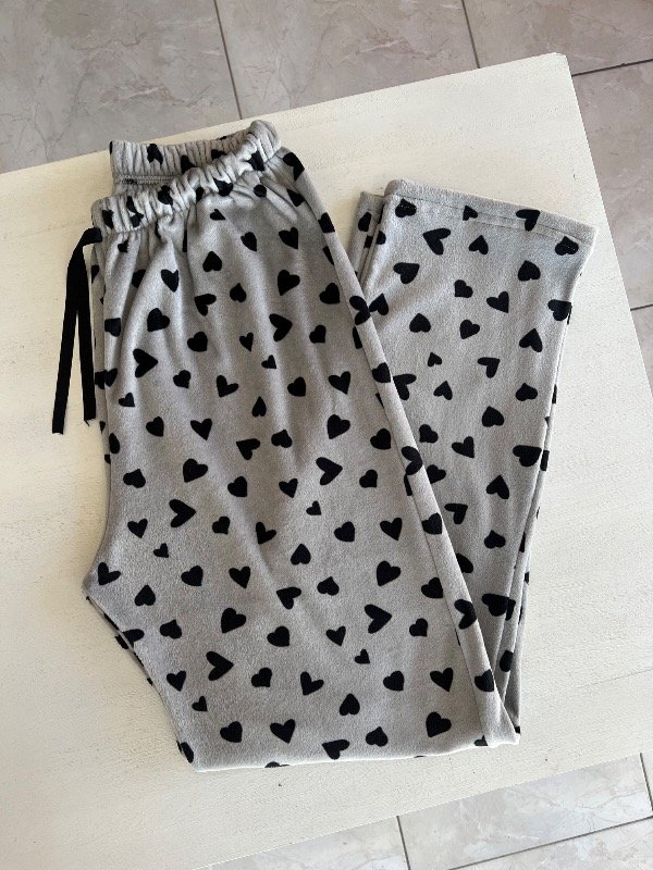 Producto - Pant corazones gris