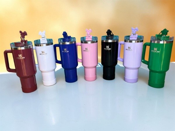 Producto - Vaso Quencher Base Antideslizante y bombilla de Acero inoxidable 1,2lt MC8818