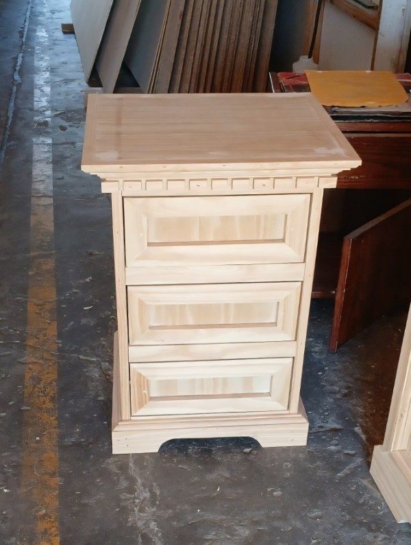 Producto - MESA DE LUZ RH DE PINO