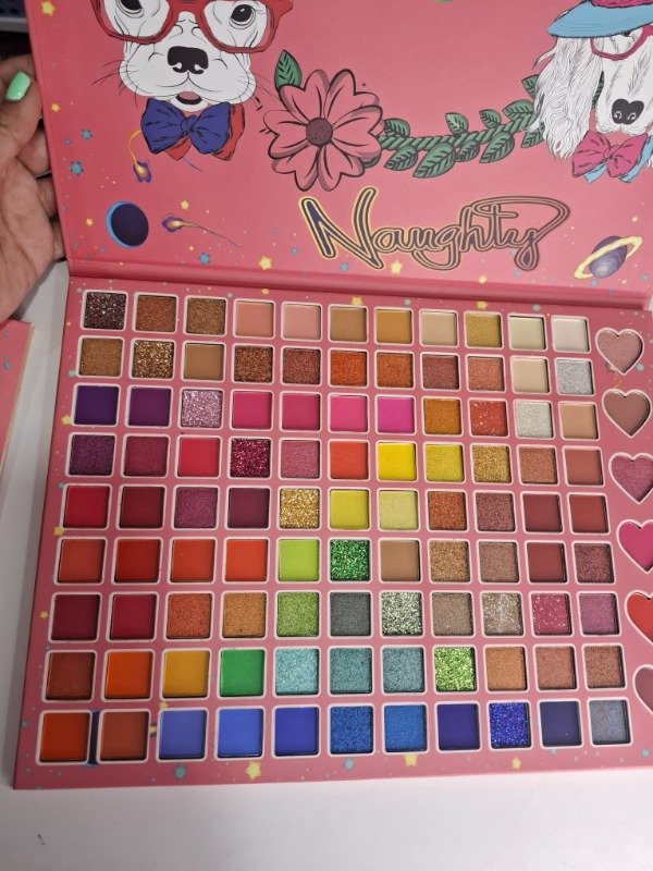 Producto - Maxi paleta Naked 105 colores. Narughty