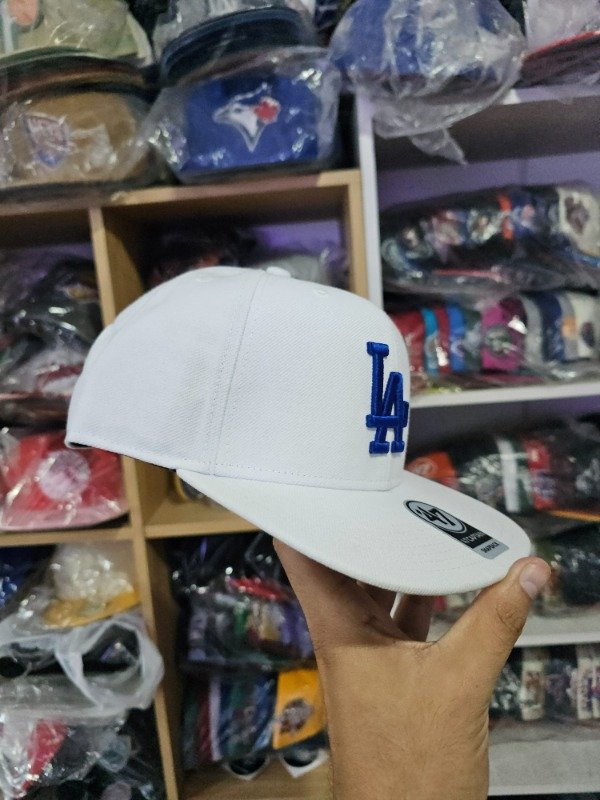 Los angeles dodgers white '47 brand captain snapback collection — imagen 4