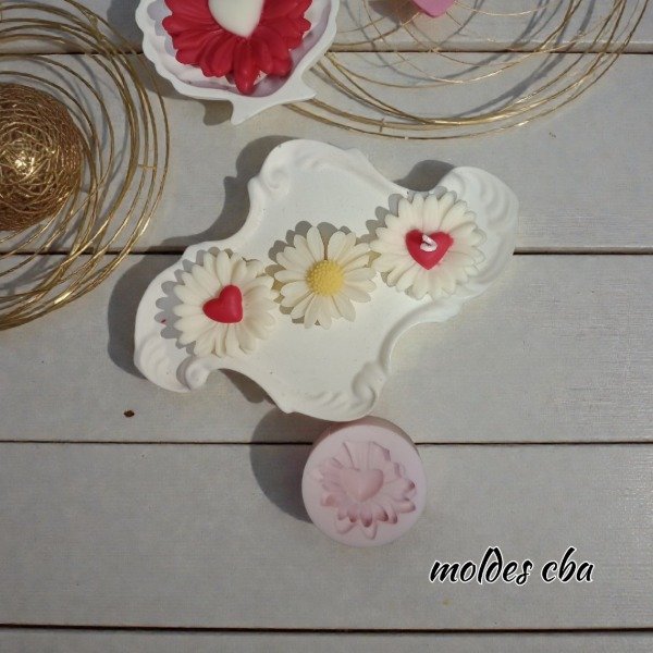 Producto - Molde margarita corazón 6cm - 1