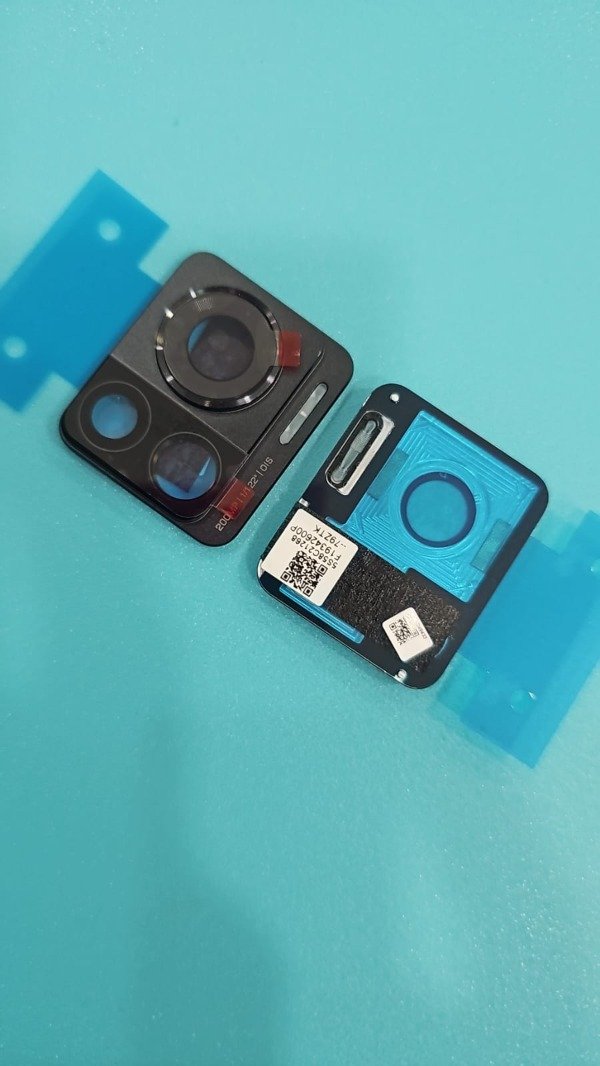 Producto - VIDRIO DE CAMARA + EMBELLECEDOR MOTOROLA EDGE 30 ULTRA ORIGINAL NEGRO NUEVO