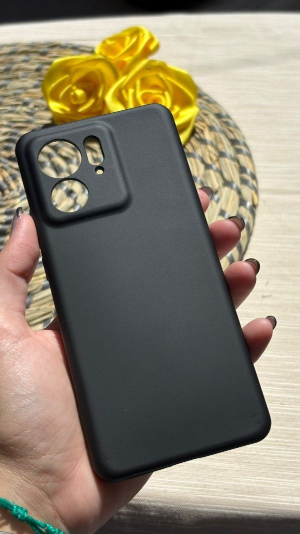 Producto - Silicon case negra - Moto edge 40