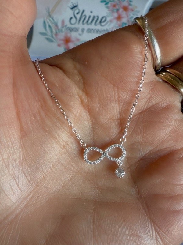 Producto - Collar infinito con cubic plata 925