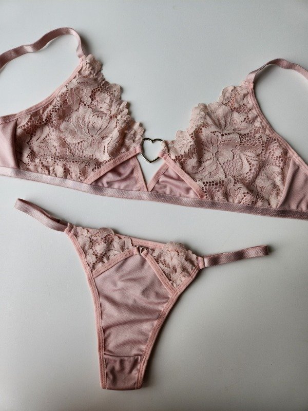 Producto - Conjunto de microfibra y encaje - 176