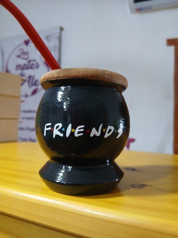Producto - Mate "FRIENDS"