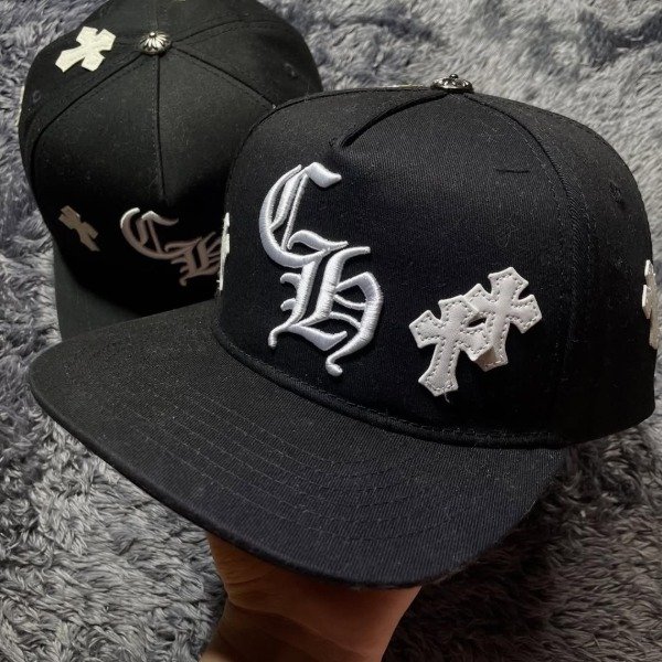 Producto - Gorra Chrome Hearts