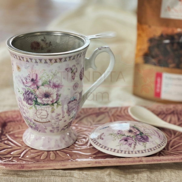 Producto - TAZA DE PORCELANA LILA CON FILTRO Y CUCHARA CON FLORES 300 ML - 0
