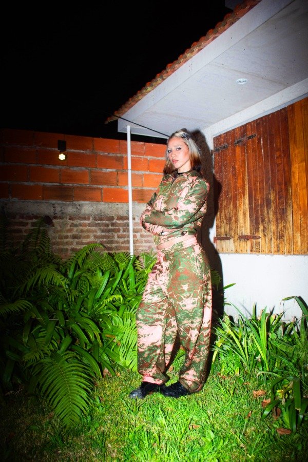 Producto - jogging sublimado "coral"