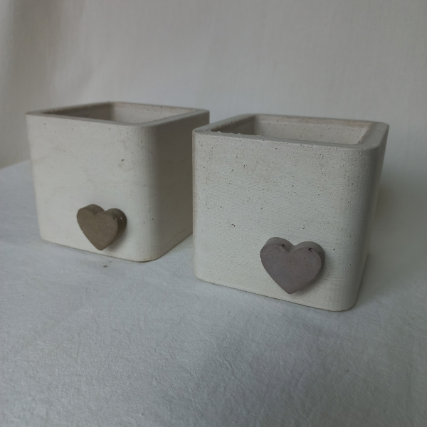 Producto - Combo x 2 Maceta Corazón Gris #8 - 0
