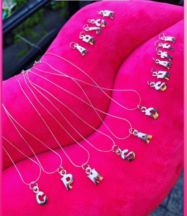 Producto - Collar más dije de inicial de plata