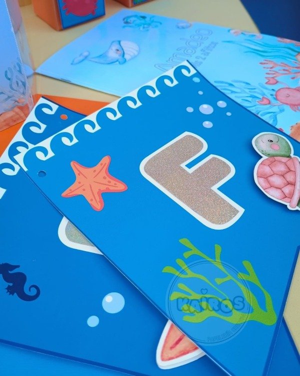 Producto - BANDERIN CON APLIQUES