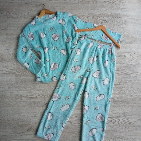 Producto - 401 - PIJAMA PLUSH