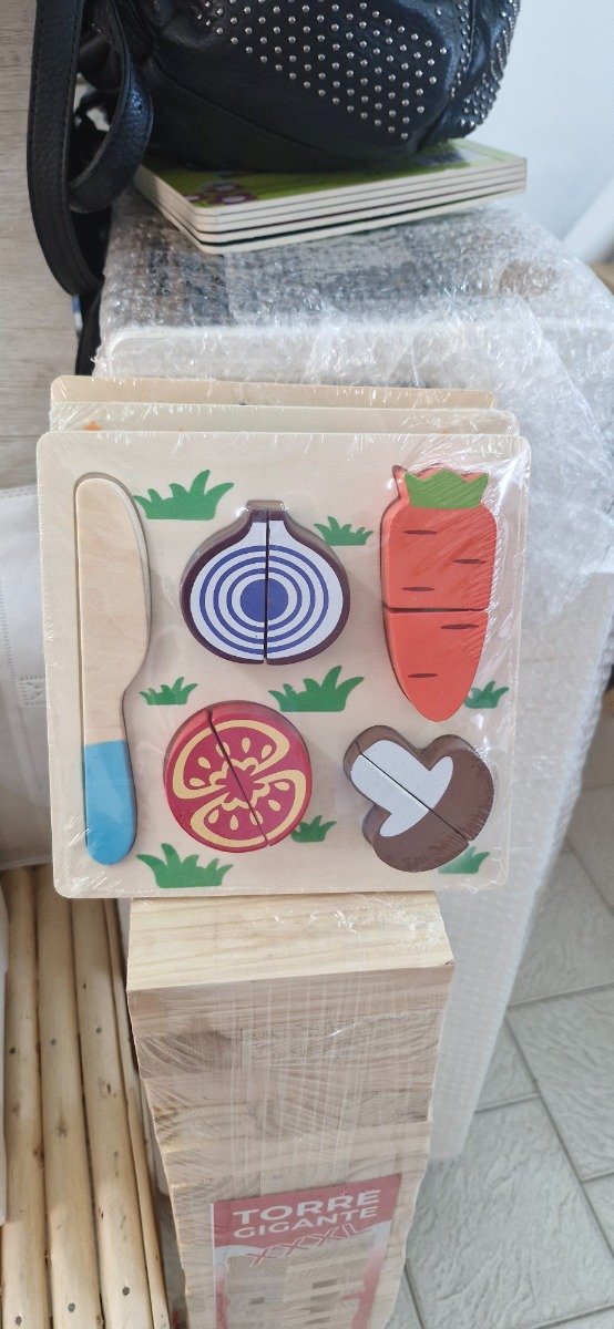 Producto - Tabla para cortar verduras con encastre  y cuchillo