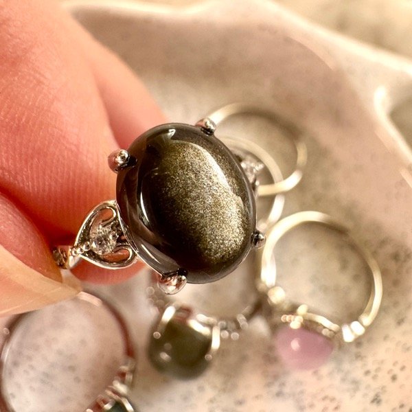 Producto - Anillos Obsidiana Dorada